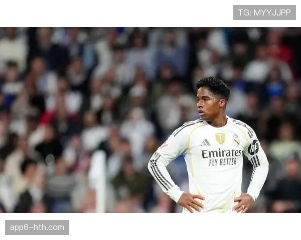 恩德里克当选全场最佳，里昂更衣室庆祝氛围热烈