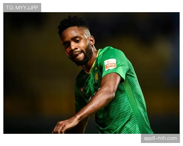 法国足协官方：迈尼昂因小腿肌肉疲劳退出本期国家队集训